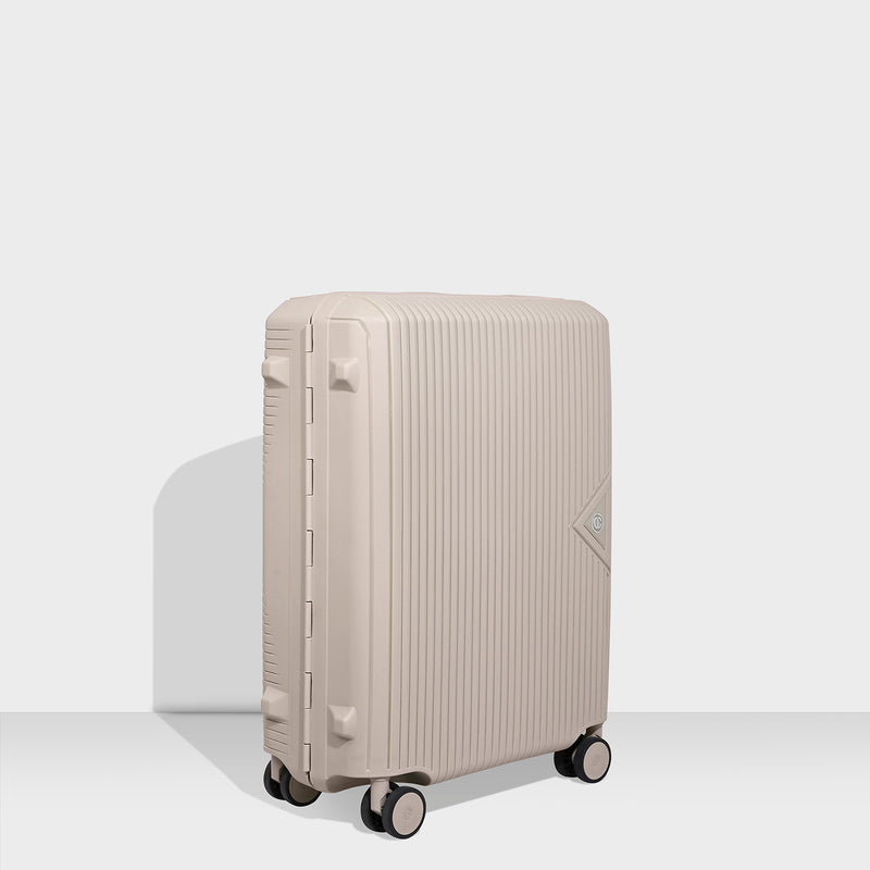 Carlton Locke Premium Luggage