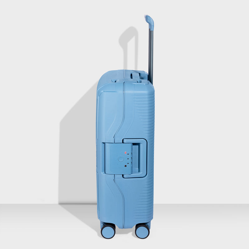 Carlton Locke Premium Luggage