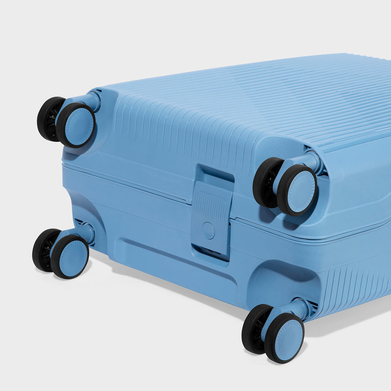 Carlton Locke Premium Luggage