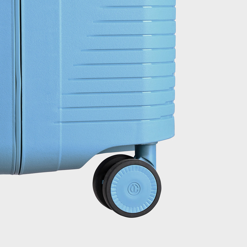 Carlton Locke Premium Luggage