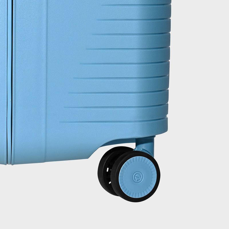 Carlton Locke Premium Luggage
