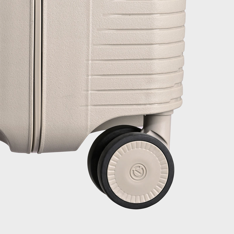 Carlton Locke Premium Luggage