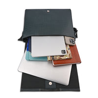 Topaz Messenger Croc Black
