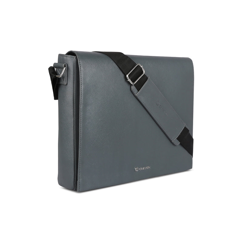 Topaz Messenger Saffiano